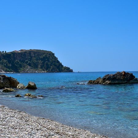 Hotel Stolis Himare Exteriör bild
