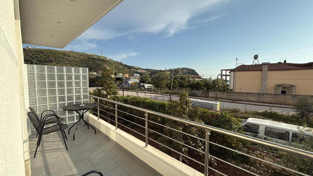 Hotel Stolis Himare Exteriör bild