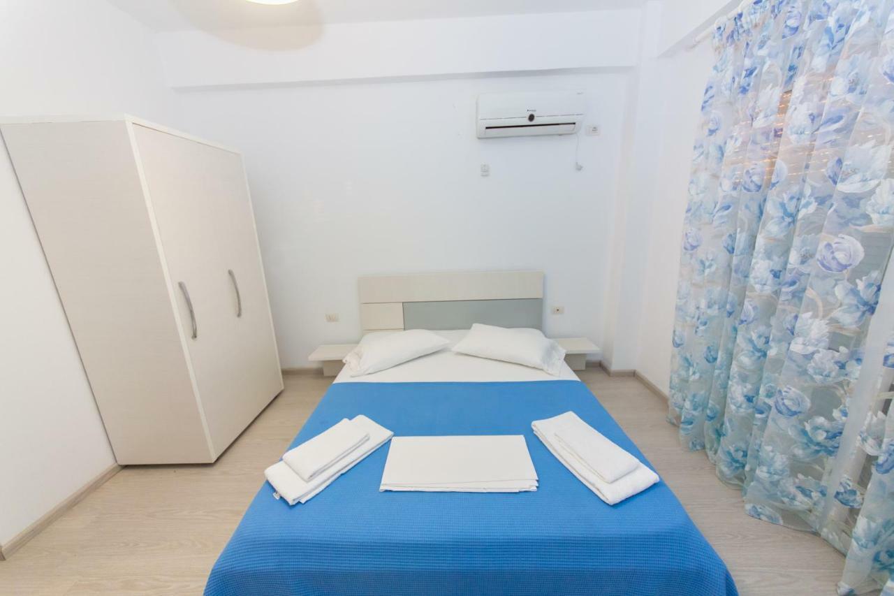 Hotel Stolis Himare Exteriör bild