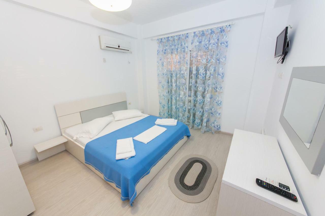 Hotel Stolis Himare Exteriör bild
