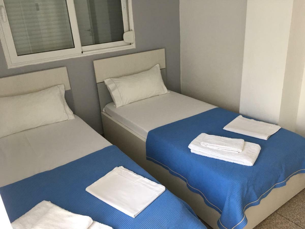 Hotel Stolis Himare Exteriör bild