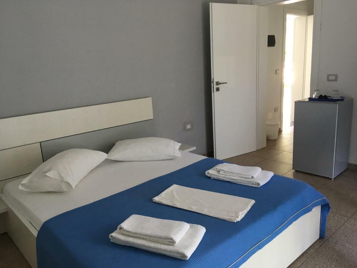 Hotel Stolis Himare Exteriör bild