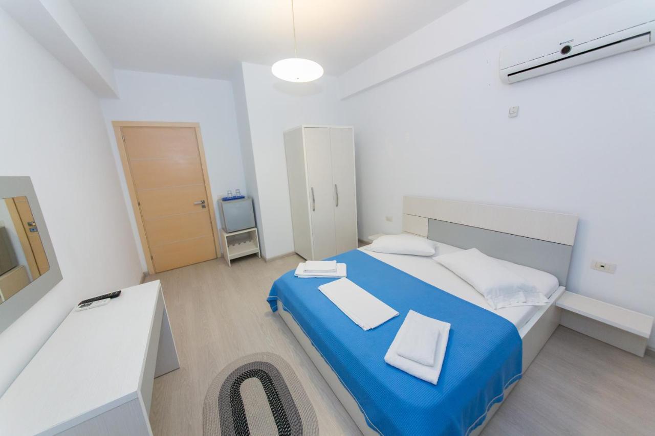 Hotel Stolis Himare Exteriör bild